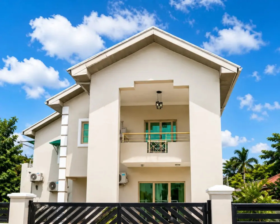 Lagos Airbnb Stay Rotland Cozy Comfort Apartment