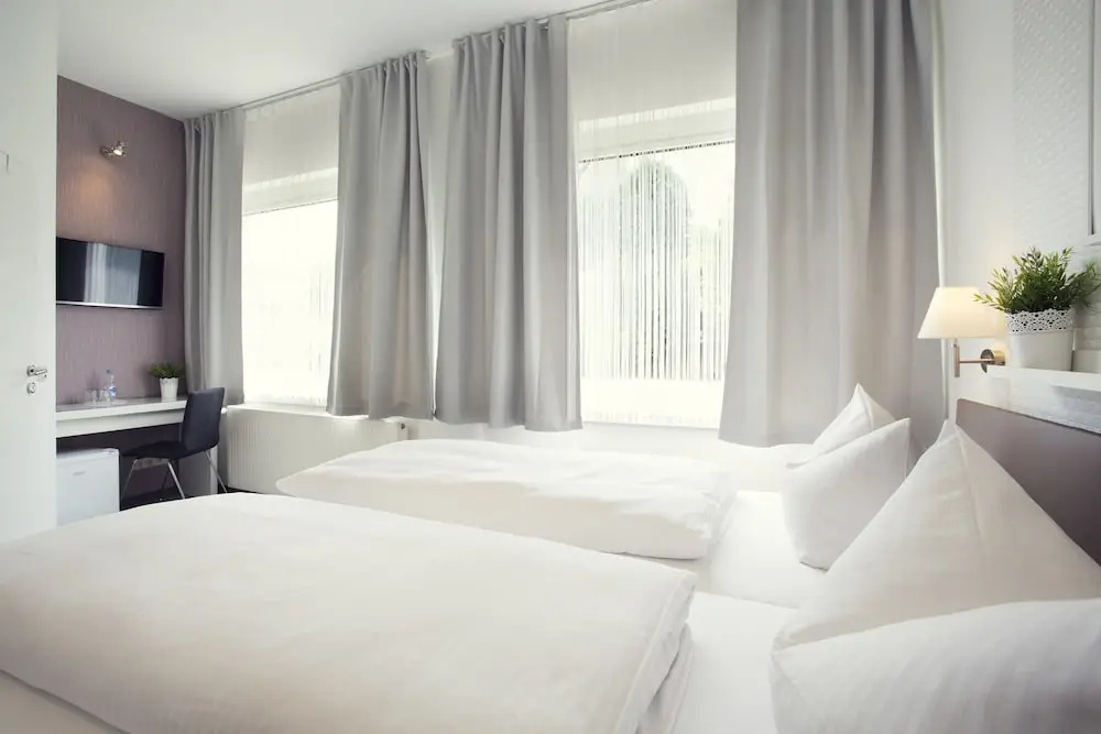 Economy Double room (full double bed)