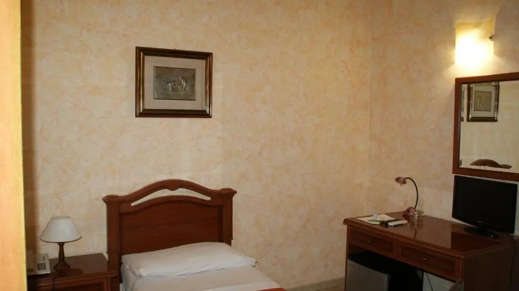 Hotel Gresi - Chambres