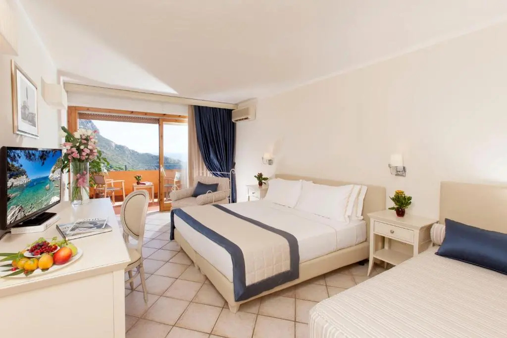 Boutique Hotel Torre di Cala Piccola - Chambres