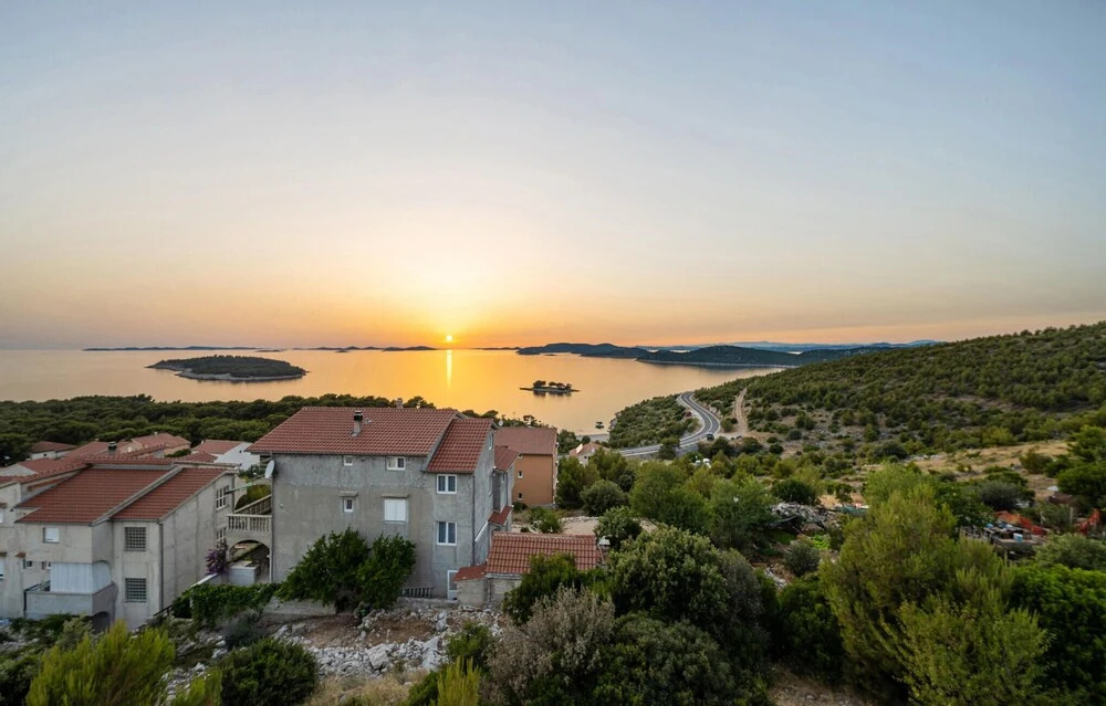 Stunning Home in Primosten With Outdoor Swimming Pool, Wifi and 5 Bedrooms