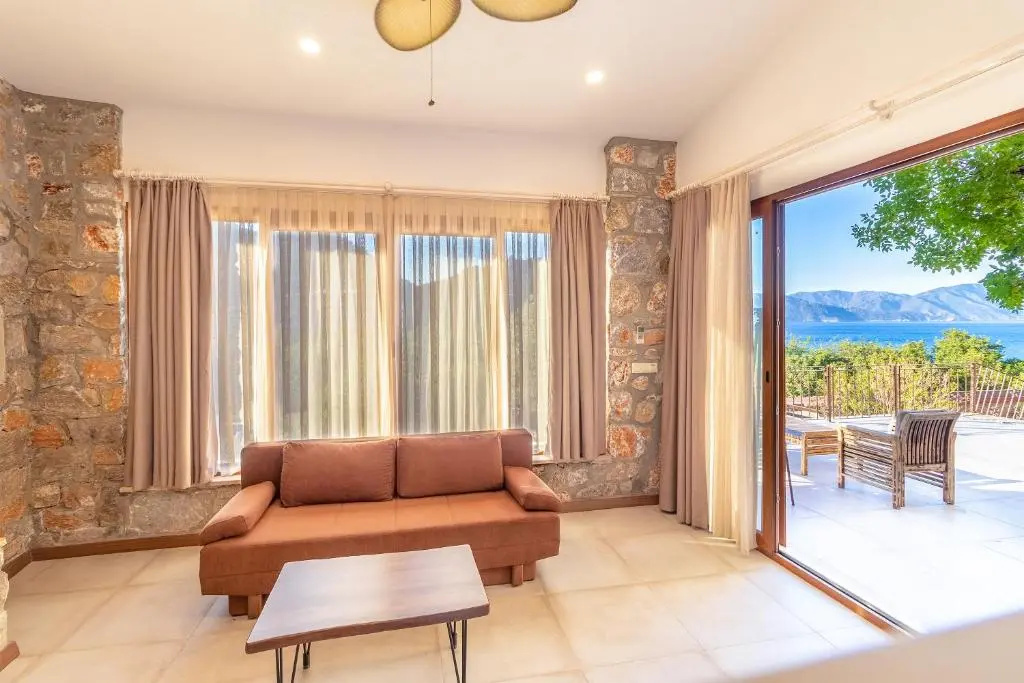1 Bedroom Suite
