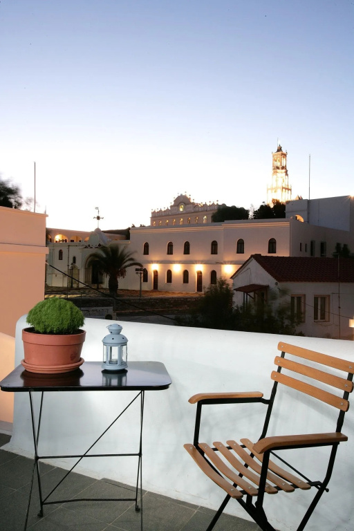 Balcony & Terrace