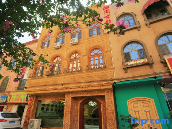 Kashgar perch ancient rhyme folk-house