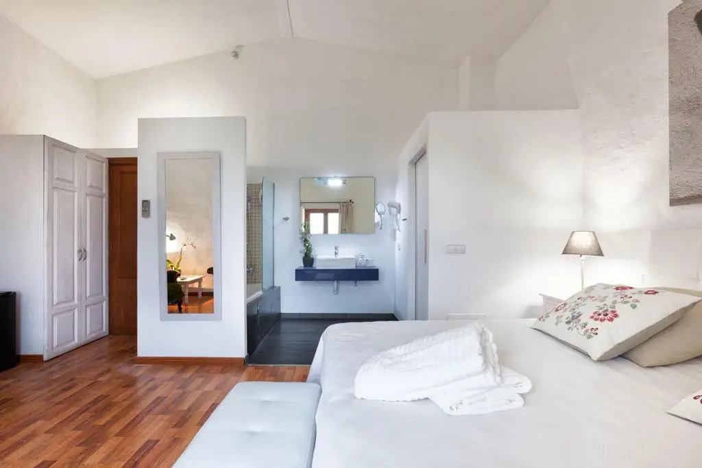 Can Riera by CheelHotels Hotel - Chambres