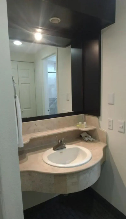 Ramada by Wyndham CDMX Perinorte - Chambres
