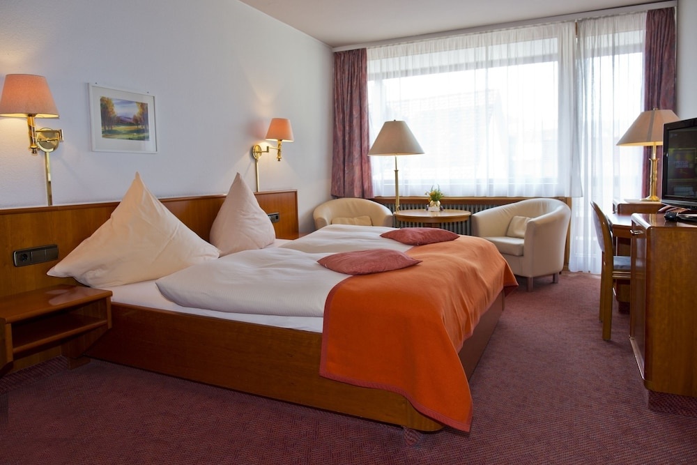 Hotel Buck — 4