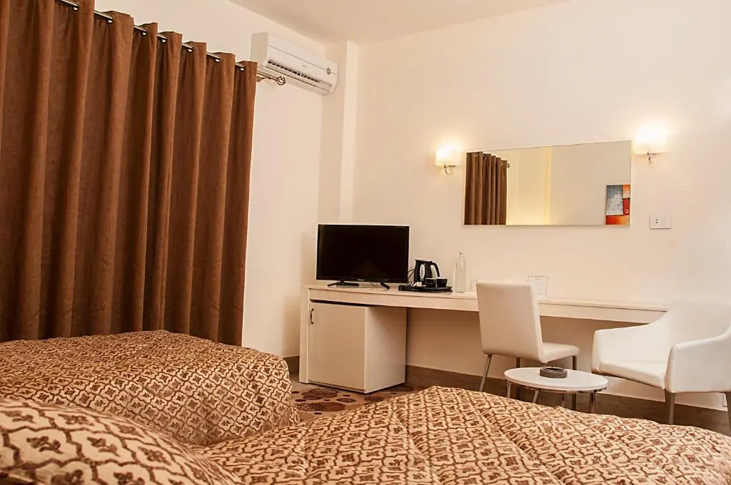 Standard Double room with balcony (twin beds)