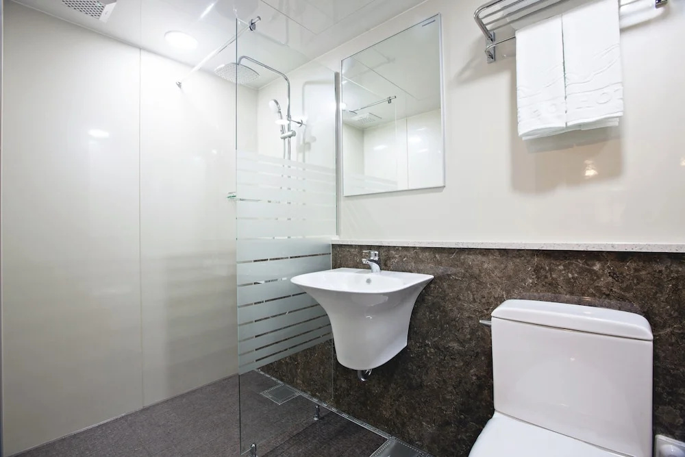 GNB Hotel - Chambres