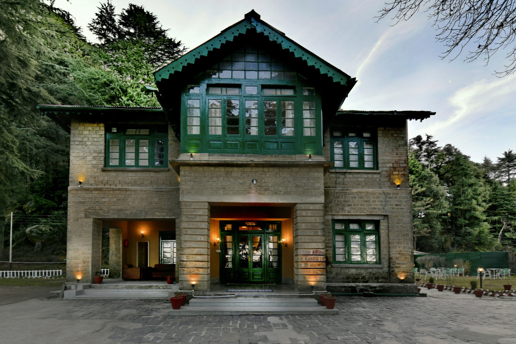 Brij Villa, Dalhousie - A Colonial Luxury Retreat
