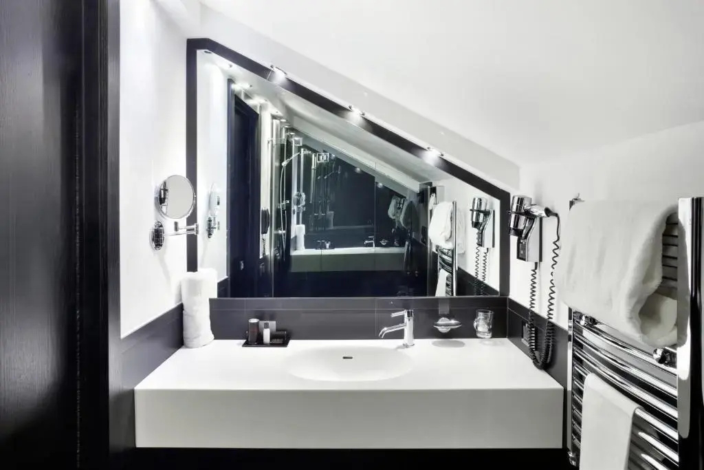 LHP Hotel Napoleon - Chambres
