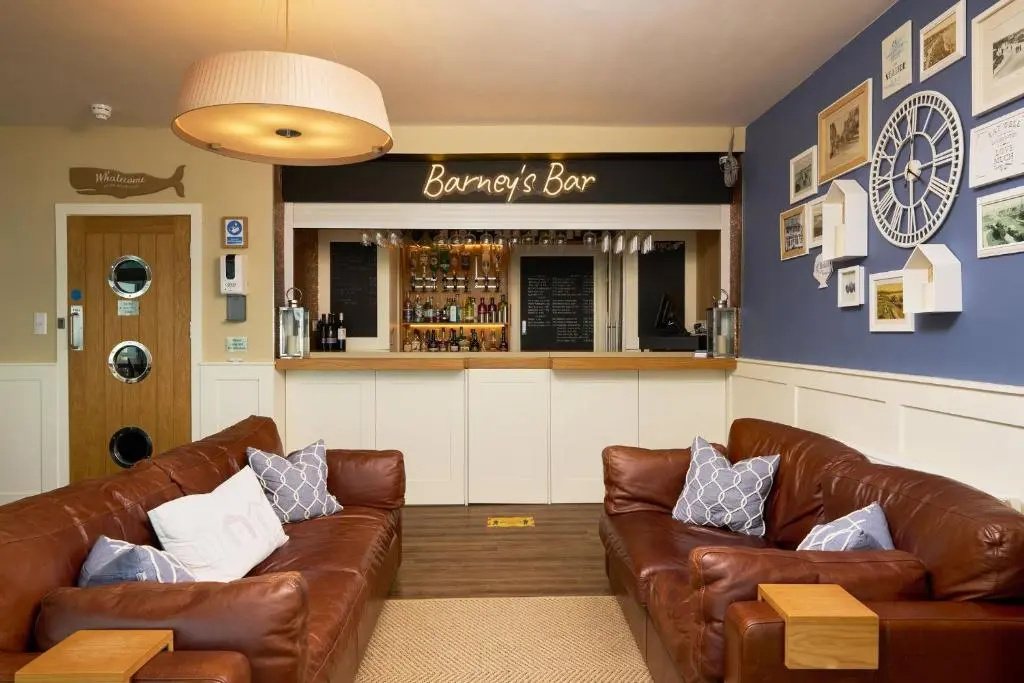 Channel View Hotel