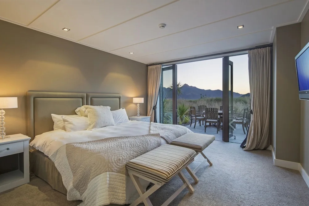 3 Bedrooms Villa with balcony