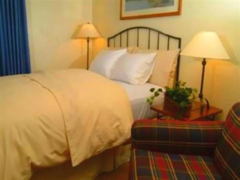 Sky Harbor Suites