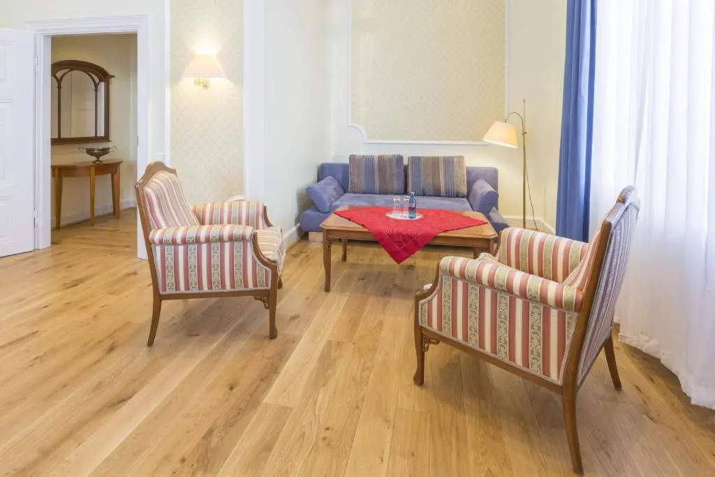 Superior Double room (full double bed)