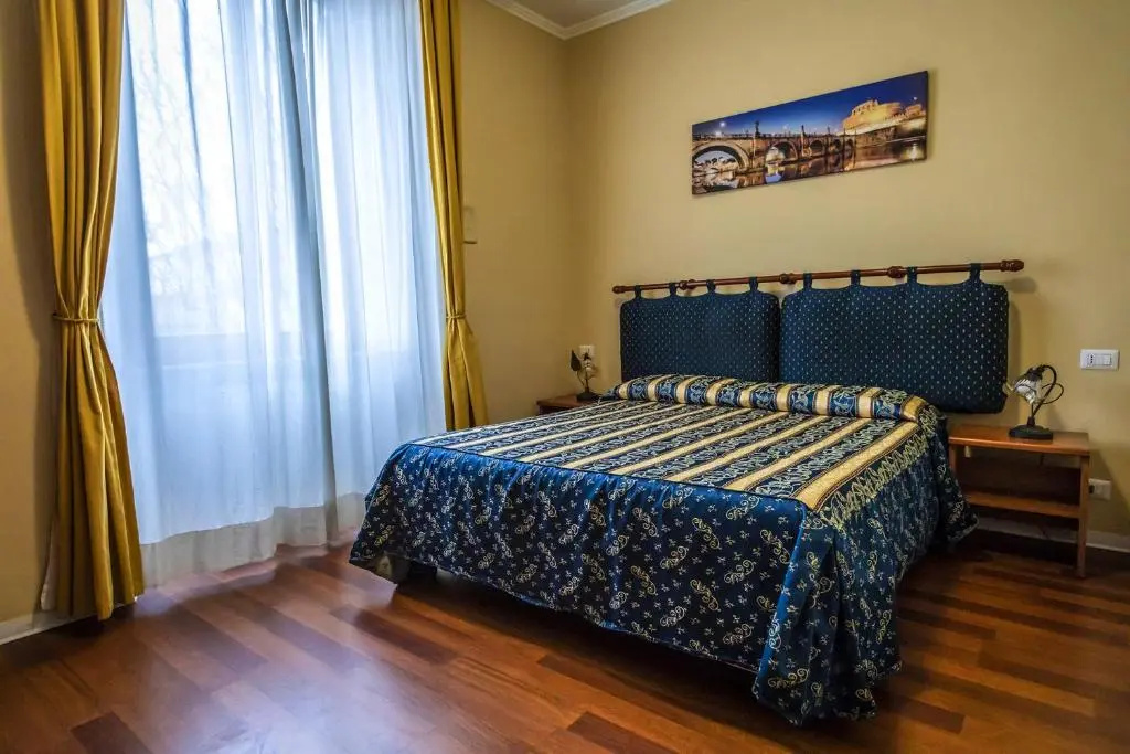 Standard Double room (full double bed)