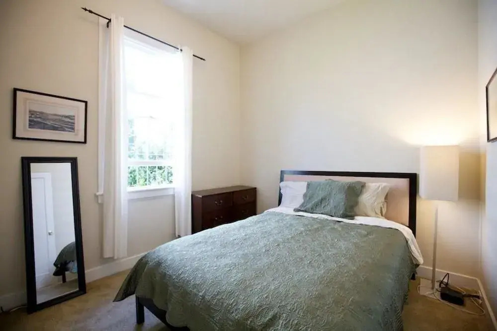 Pierce Place Lower - 1 BR - CBV 7924