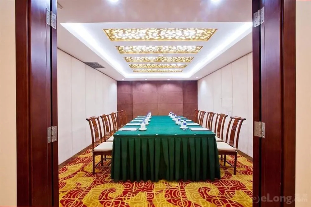 Lobby & Reception