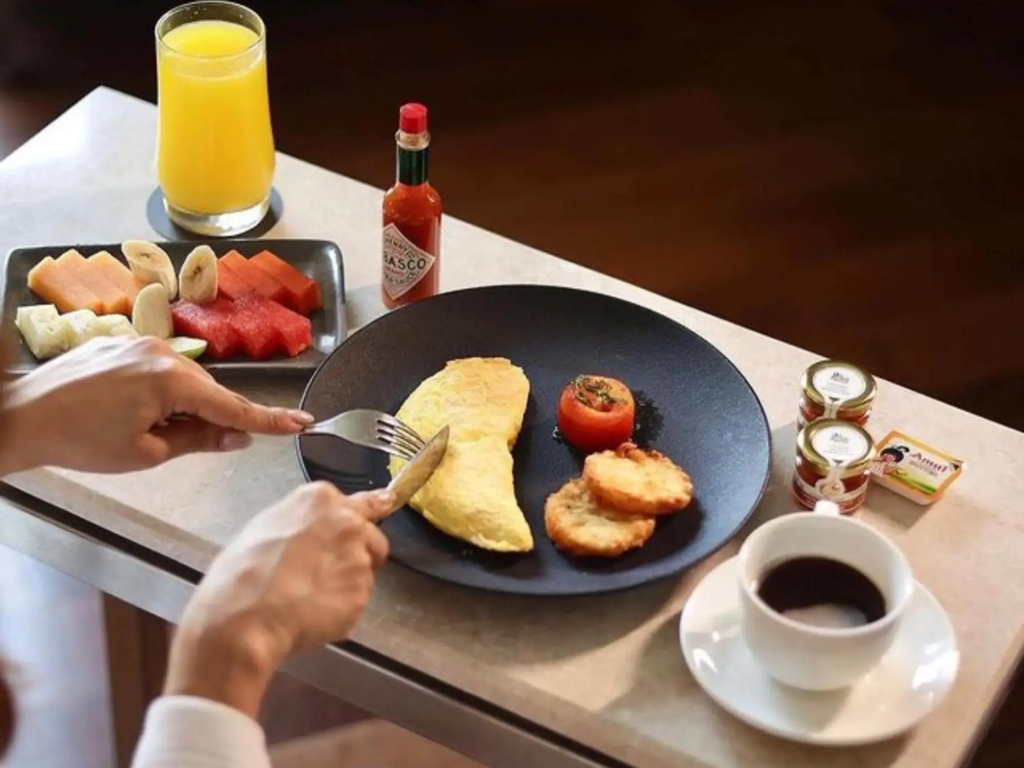 Courtyard by Marriott Mumbai International Airport - фото 12