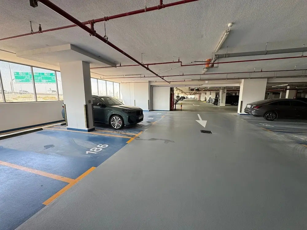 Stylish 1BR Apartment at Golf Gate