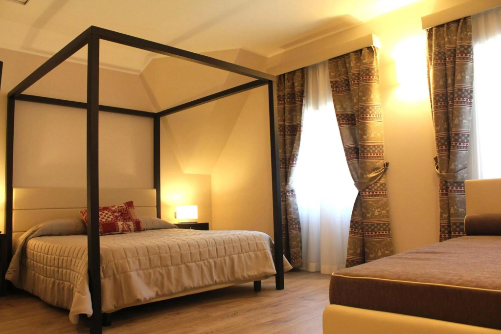 Hotel photo 21