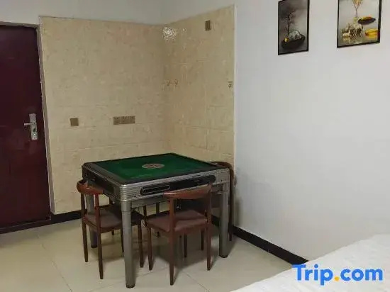 Standard Quadruple Family room