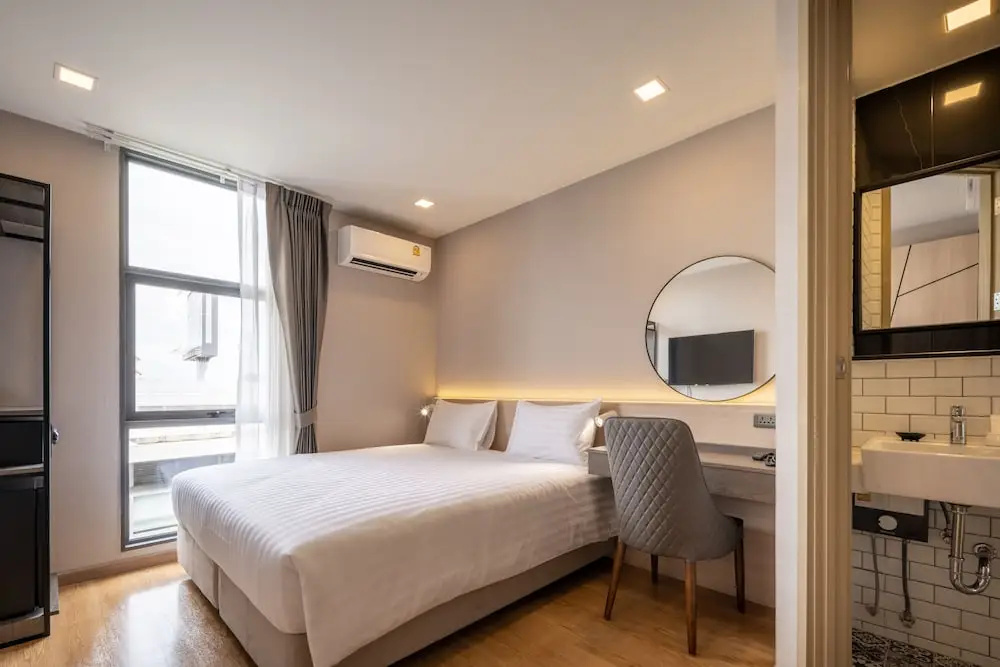 Economy room