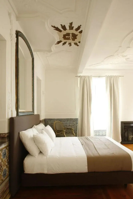 Executive Double room (full double bed)