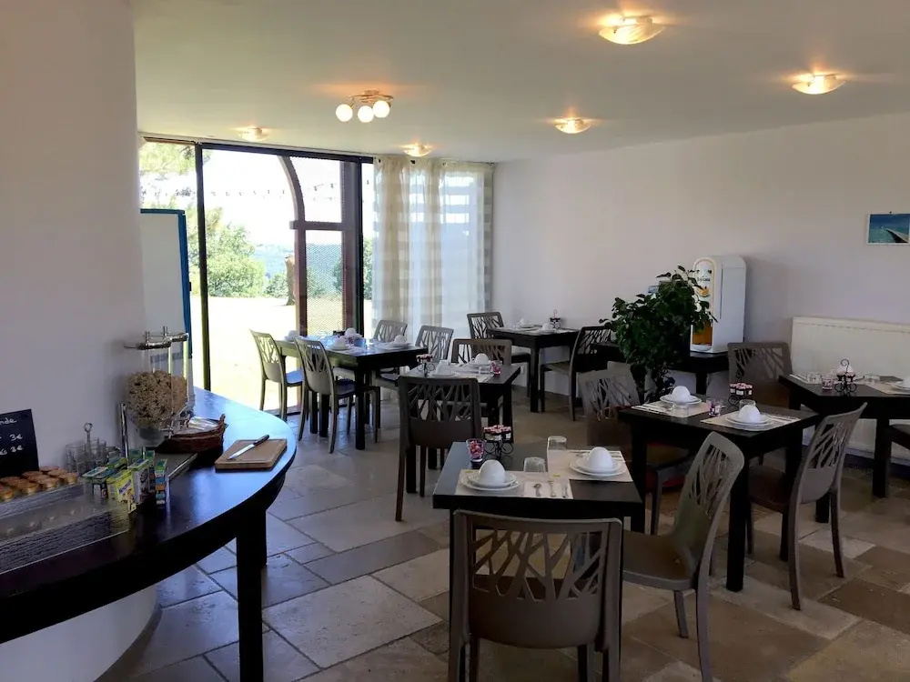 Hotel Restaurant La Bergerie - Général