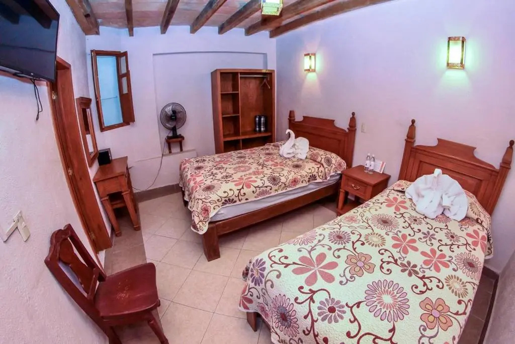 Hotel Plaza Baratillo - Chambres