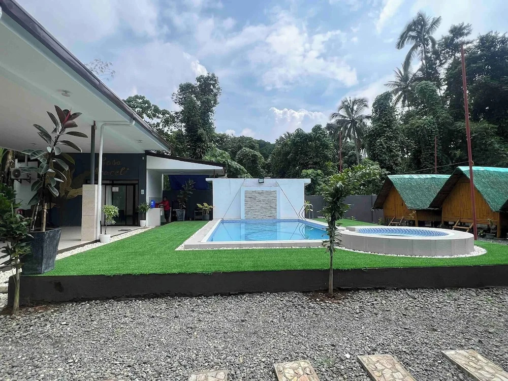 Serene Farmhouse Retreat in Alfonso, Cavite - Perfect for Family Getaways
