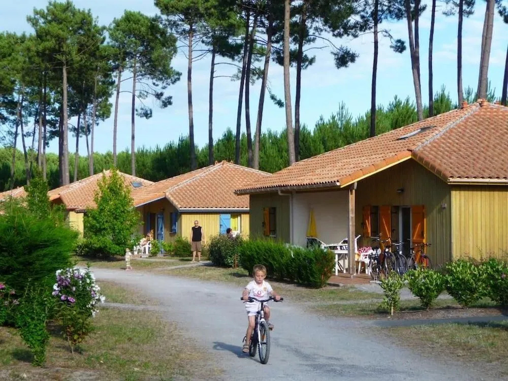 Afficher la photo 6 — Village Vacances Le Lac Marin Soustons