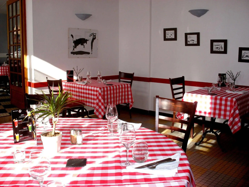 Logis Hôtel Restaurant Du Commerce - Général