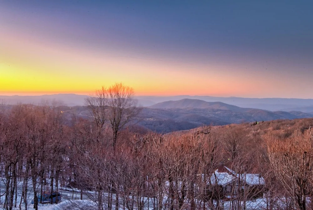 On Beech Time - Hot Tub, Views, Beech Mtn Club Option