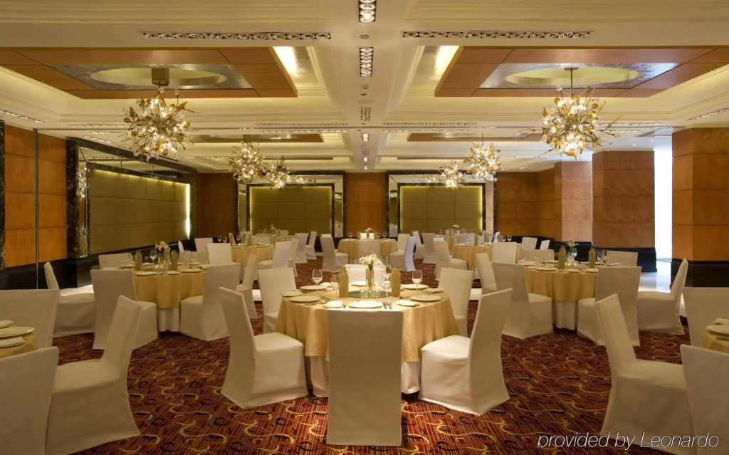 Taj Club House - фото 35