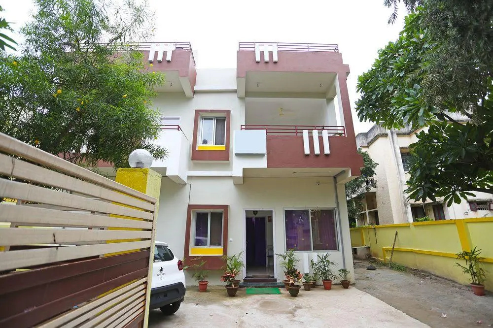 OYO 9345 Aditya Home