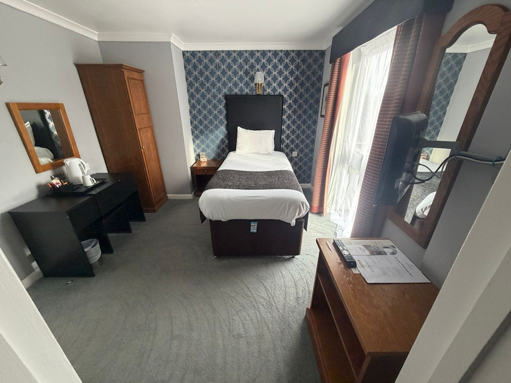 The Raven Hotel by Greene King Inns - Chambres