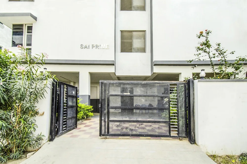 FabHotel Pride Inn - Nr TCS Deccan Park, Hitech City