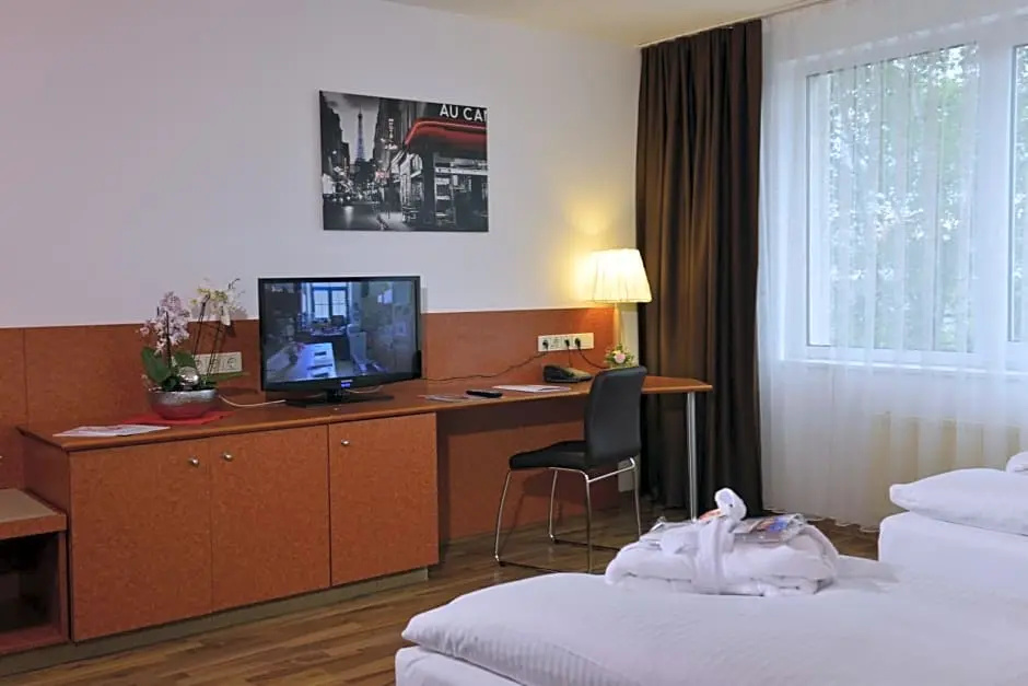 Michel Hotel Frankfurt-Airport Ruesselsheim - Chambres
