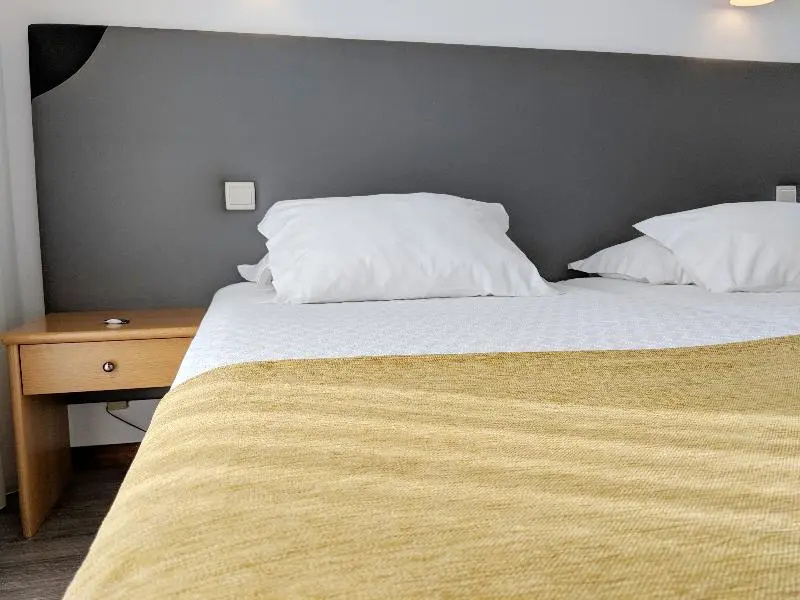 Varzinn Hotel - Chambres