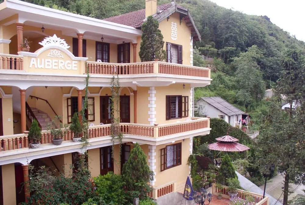 SapaAubergeDangtrung Hotel