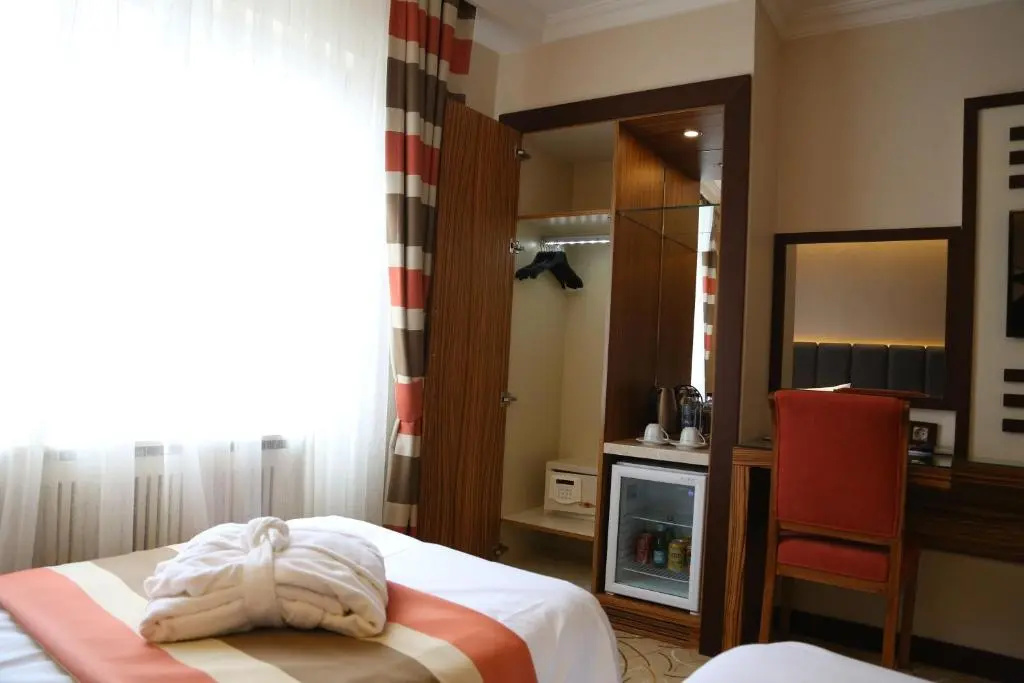 Standard Double room (twin beds)