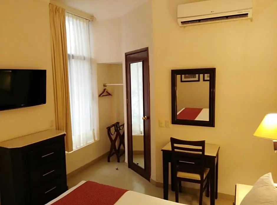 Hotel López Campeche - Chambres