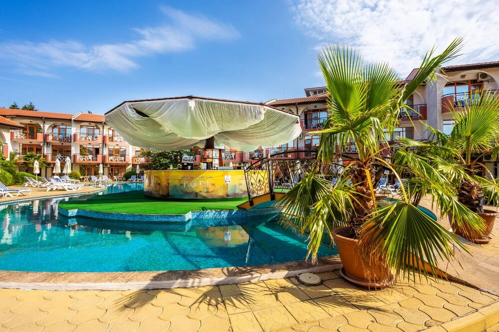 Beach & Waterfront