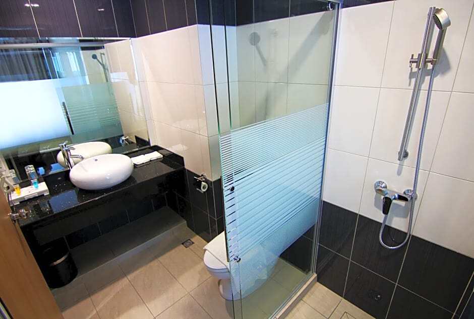 Putatan Platinum Hotel