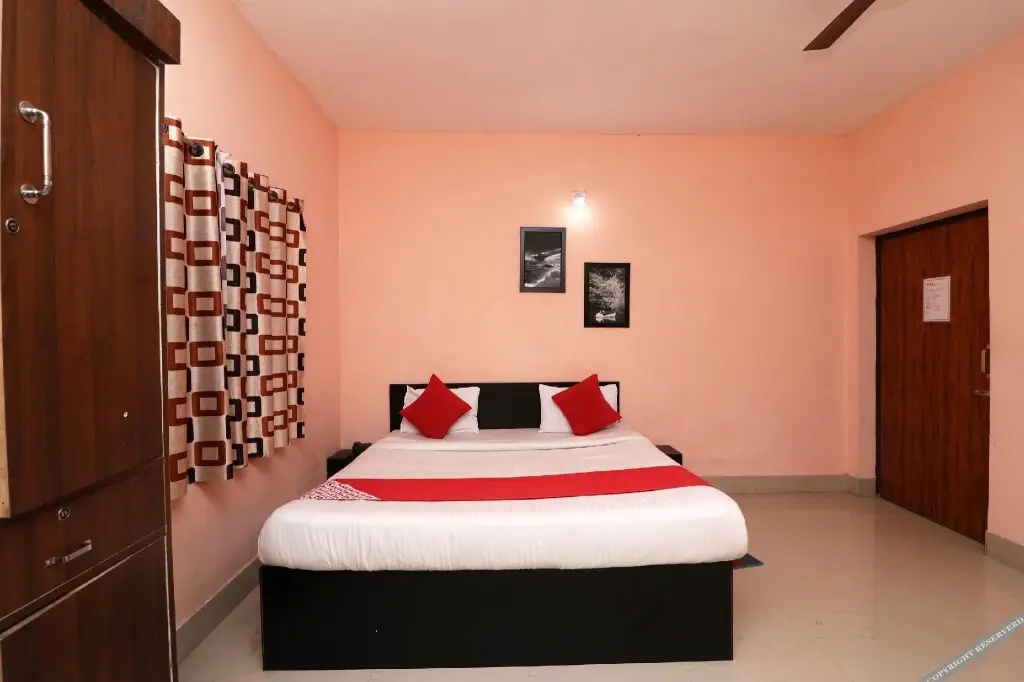 Hotel Dream Castle By OYO Rooms