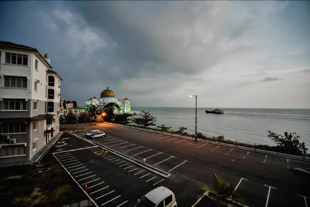 DaHong Island Apartment