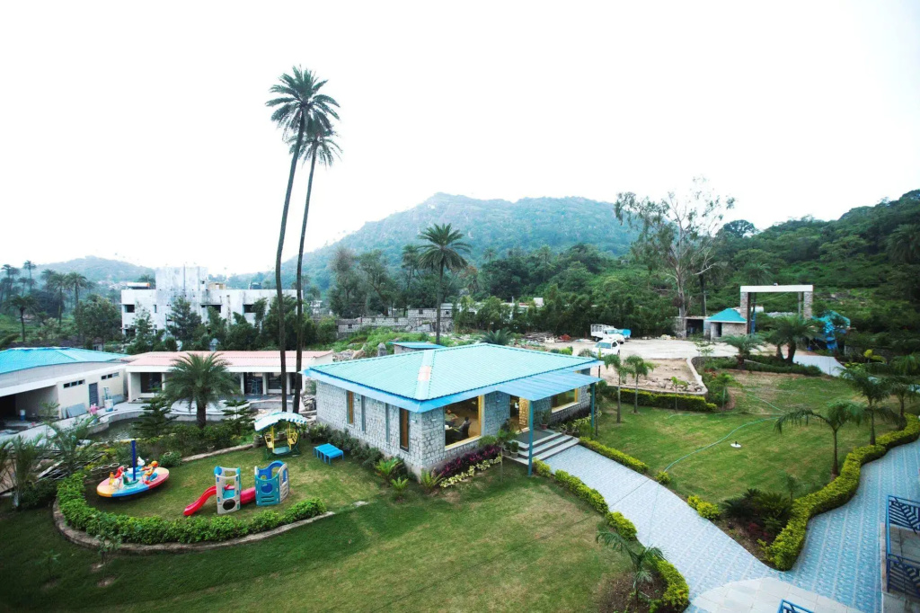 Hummingbird Resort - Général