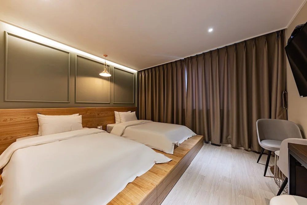 Standard Double room (twin beds)