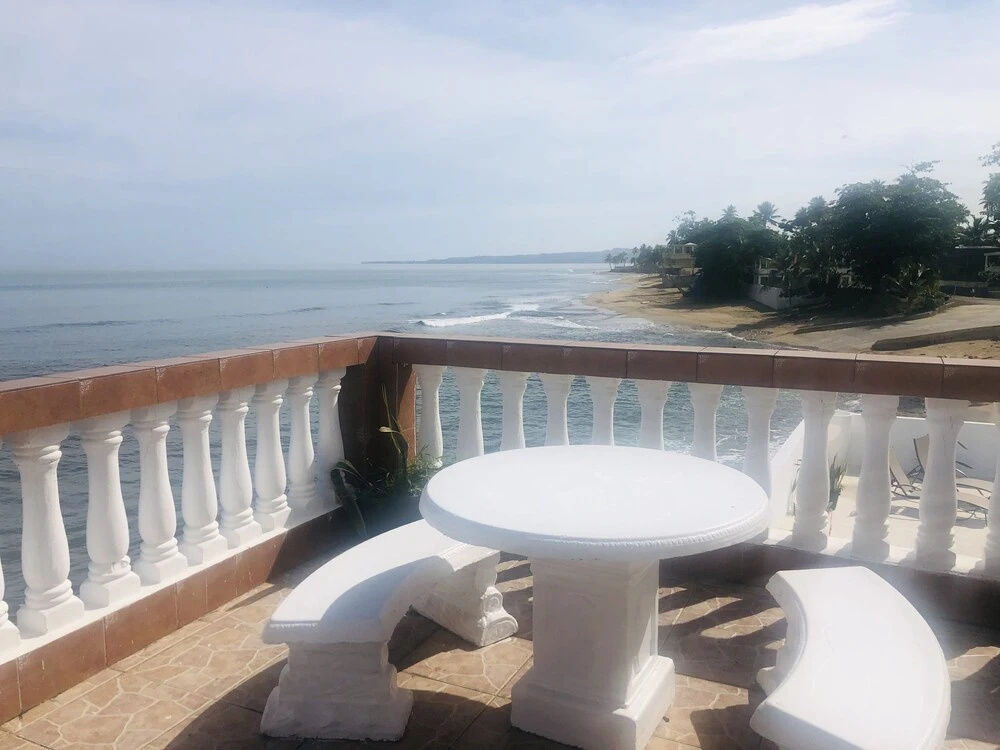 Beach & Waterfront